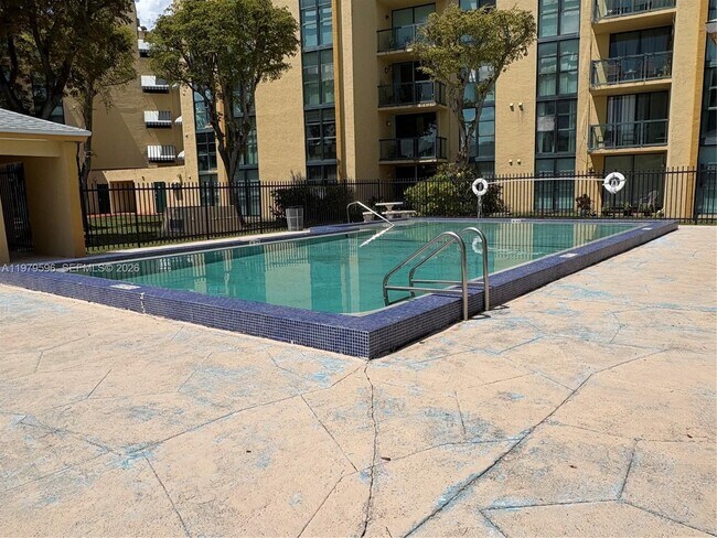 Building Photo - 11800 SW 18th St