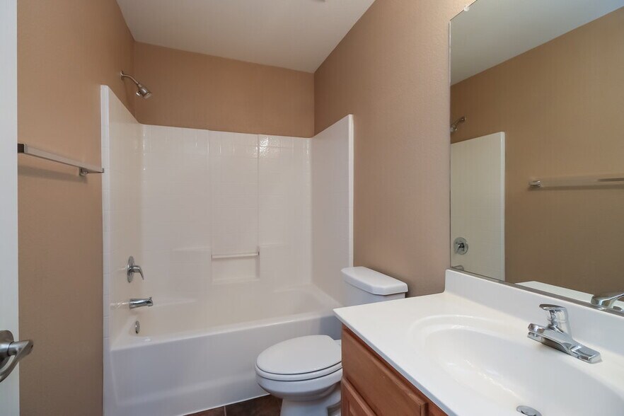 Building Photo - 3881 E Wyatt Way