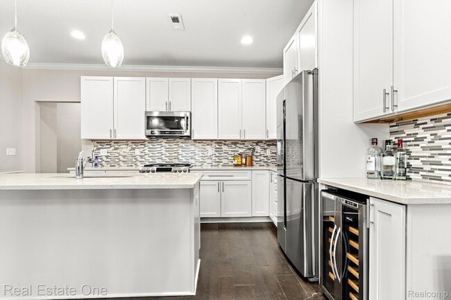 Building Photo - 5570 Arbor Chase Dr