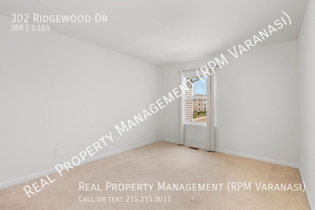 Building Photo - 302 Ridgewood Dr