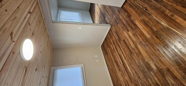 Building Photo - 1641 Bishop Rd SW