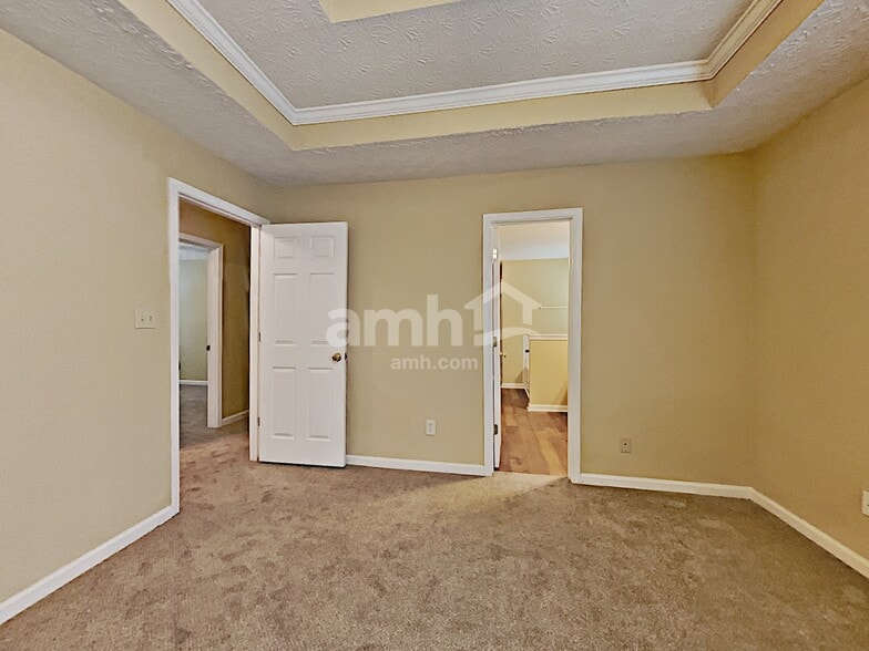 Building Photo - 570 Swan Creek Ct