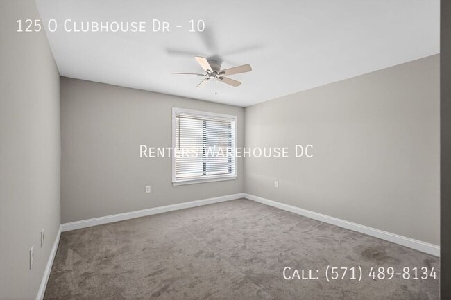 Building Photo - 125 O Clubhouse Dr-10