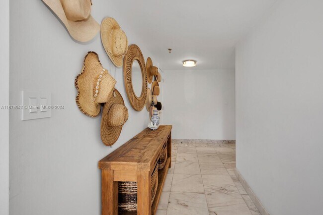 Building Photo - 650 Ocean Dr