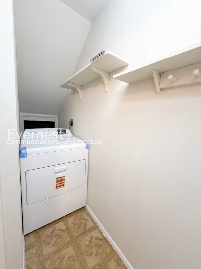 Building Photo - 14806 Bryan Ct