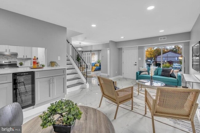 Building Photo - 201 Timber Creek Rd