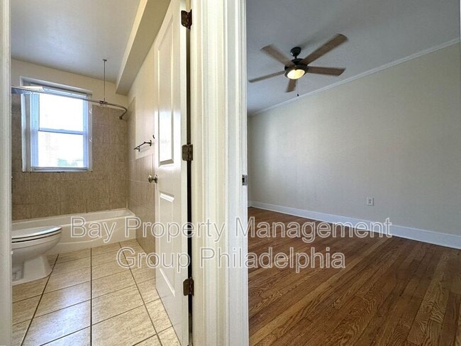 Building Photo - 437 W School House Ln