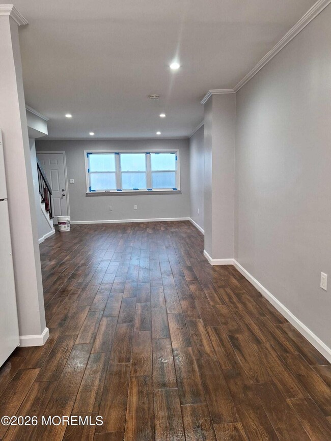 Building Photo - 135 Briar Mills Dr