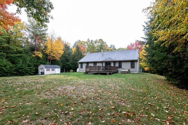 Building Photo - 24 Birchwood Rd