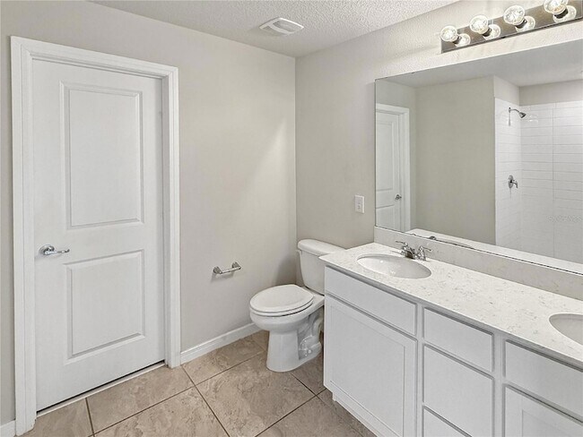Building Photo - 5012 Blue Hammock Ct