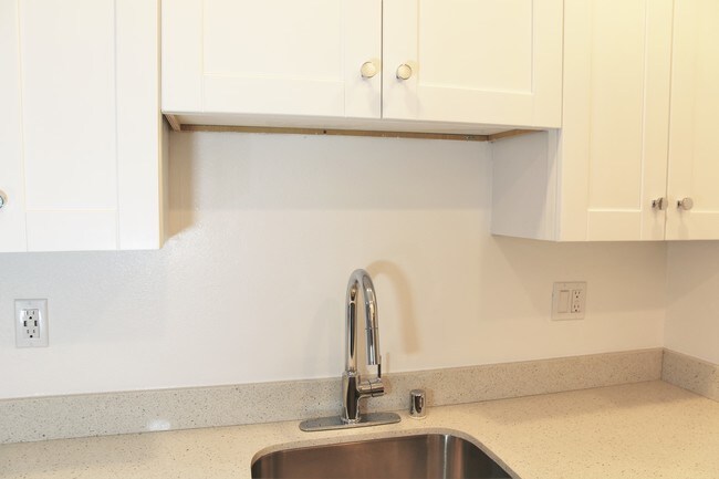 Beautiful Chrome finish faucet to complete the look. - 450 Buena Vista