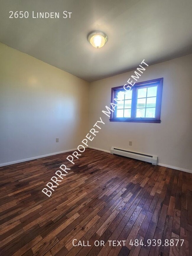 Building Photo - 2650 Linden St