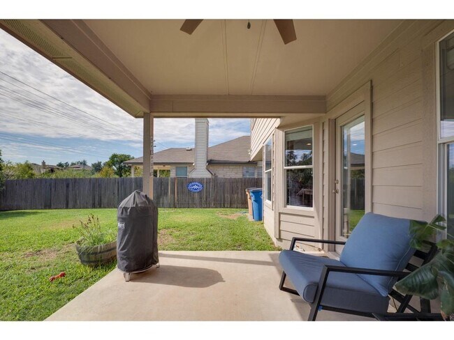 Building Photo - 14205 Willow Tank Dr