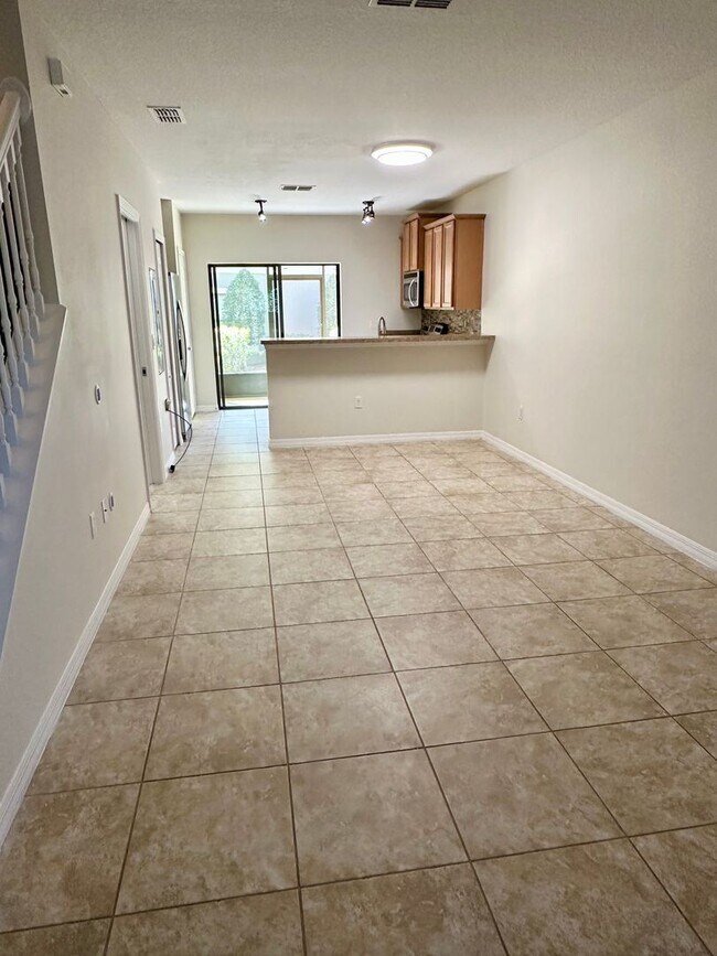 Building Photo - 1121 Trillium Park Ln