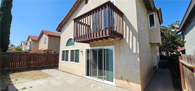 Building Photo - 14301 Hillcrest Dr