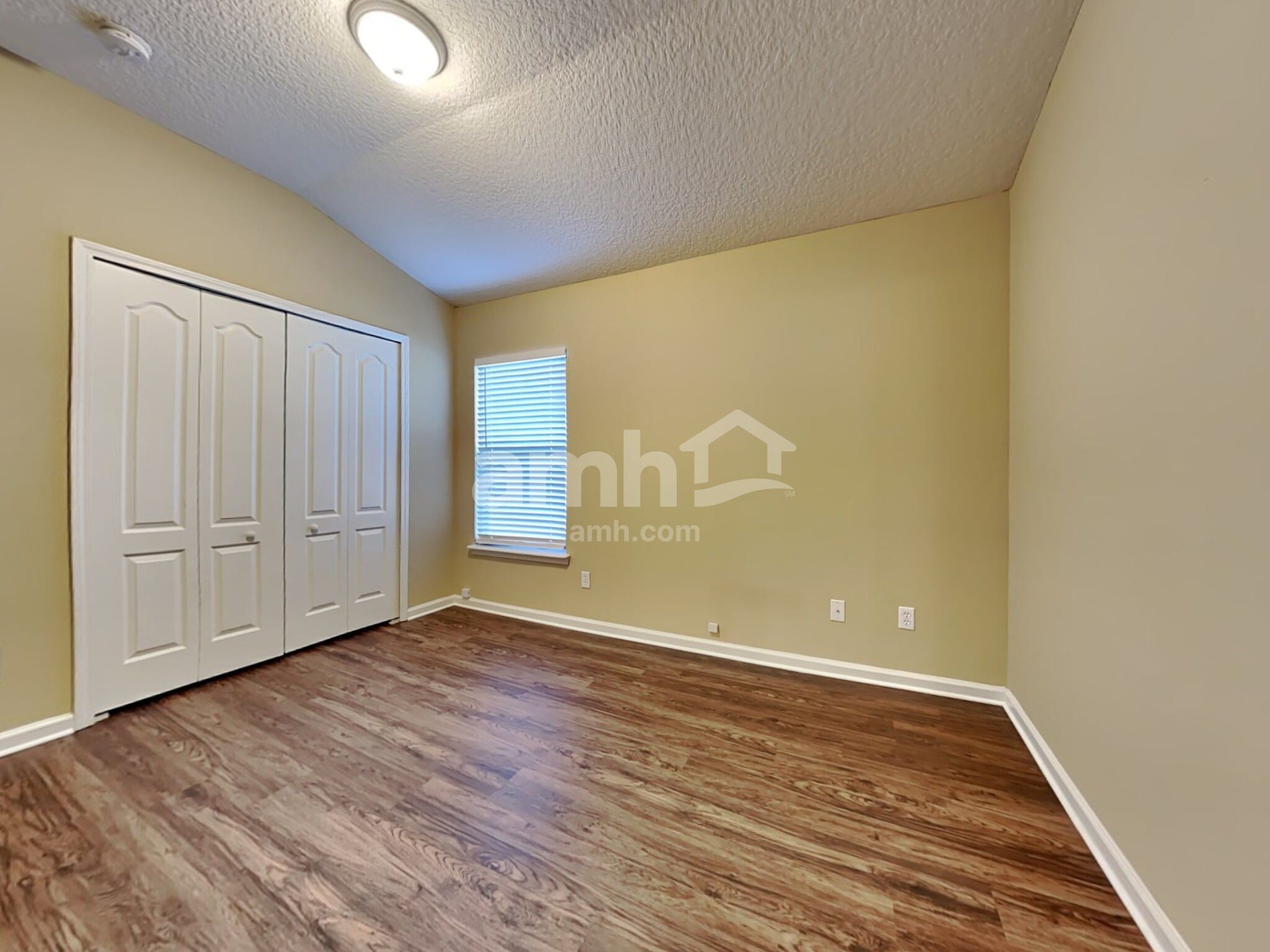 Building Photo - 9426 Staplehurst Dr