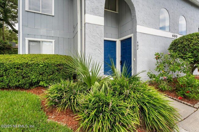 Building Photo - 3270 Ricky Dr