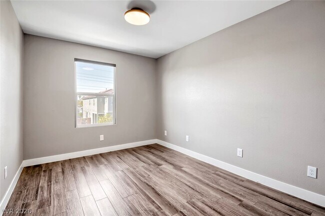 Building Photo - 7110 Cass Ave