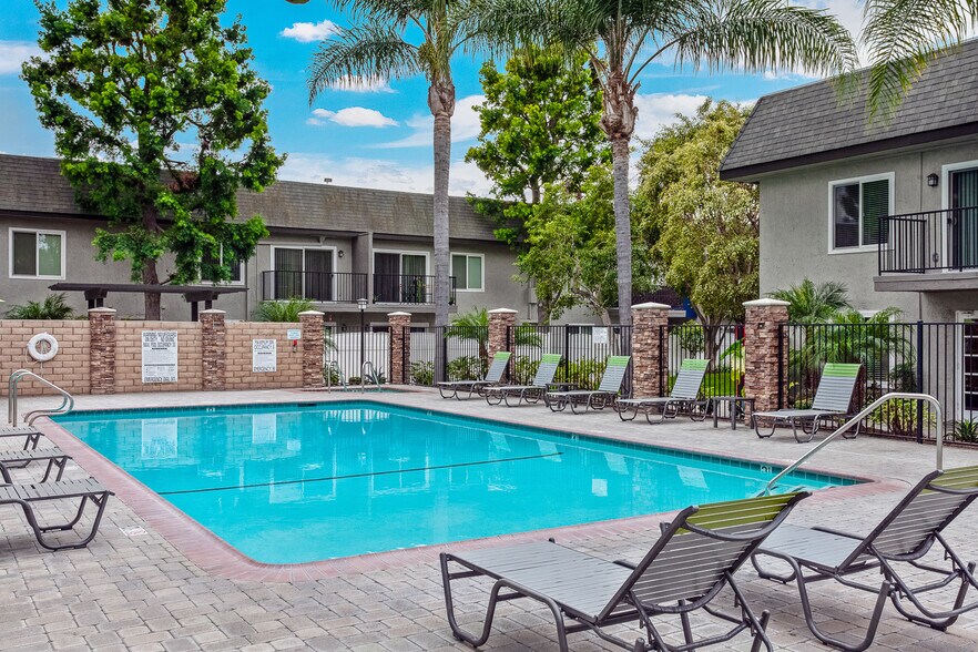 Beachwood 2970 W Orange Ave Anaheim CA 92804 Apartment Finder