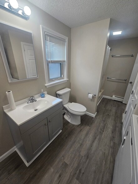 Building Photo - 264 Richards Ave