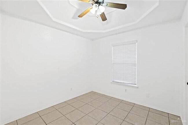 Building Photo - 25 Via Cantera Dr