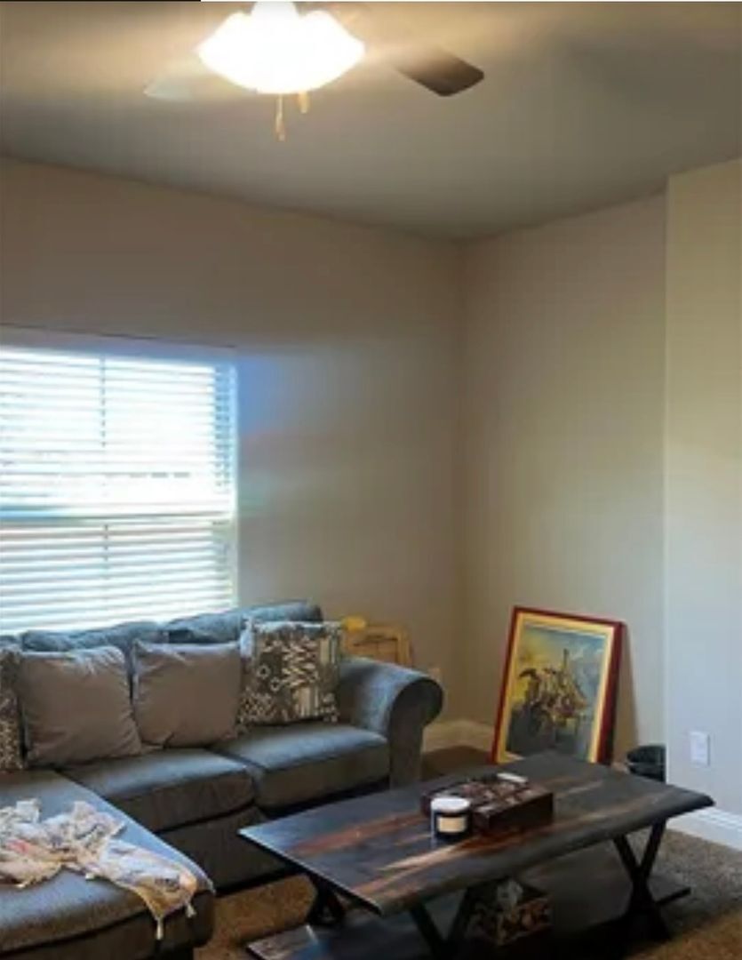 Building Photo - 7109 Lake Village Ct