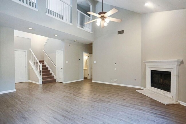Building Photo - 1611 Abbey Ln