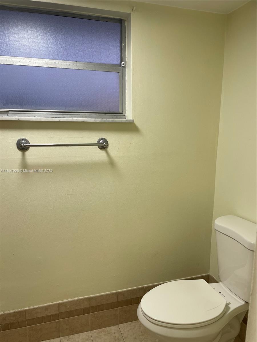 Building Photo - 14150 SW 84th St