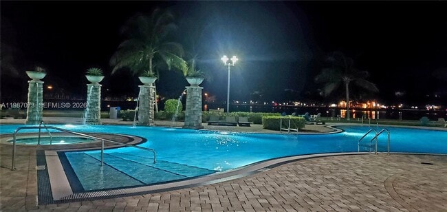 Building Photo - 2641 N Flamingo Rd