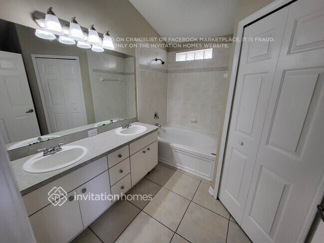 Building Photo - 6733 Cambridge Park Dr