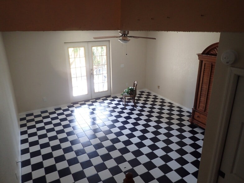 Building Photo - 9614 Tara Cay Ct