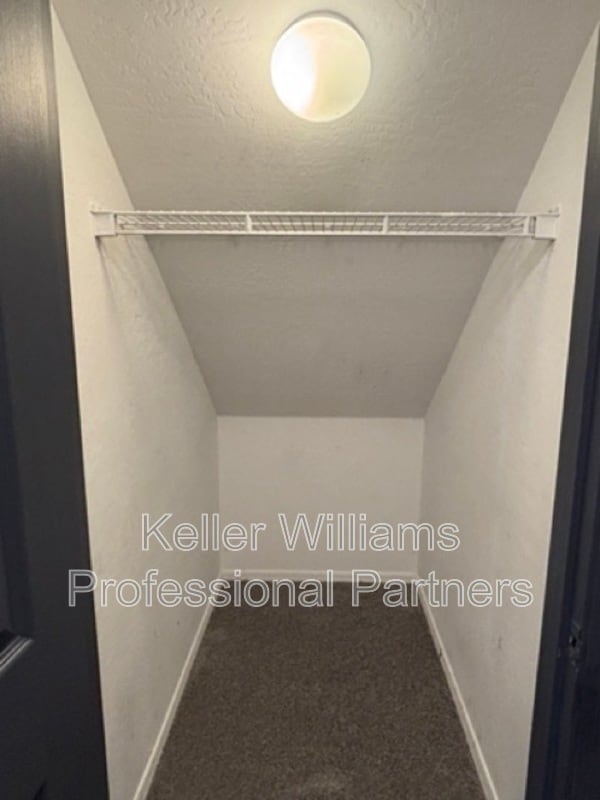 Building Photo - 1837 S 217th Ave
