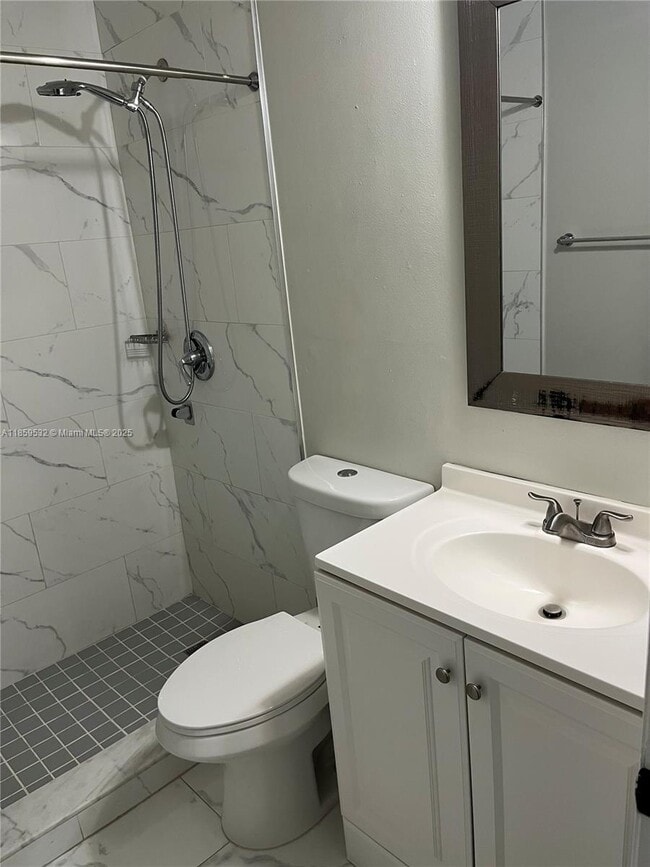 Building Photo - 977 SW 153rd Path