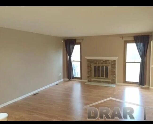 Building Photo - 49760 Potomac Ct
