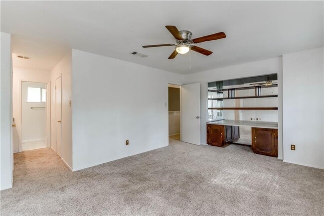 Building Photo - 4200 Everest Ln