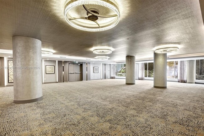 Building Photo - 21200 Point Pl