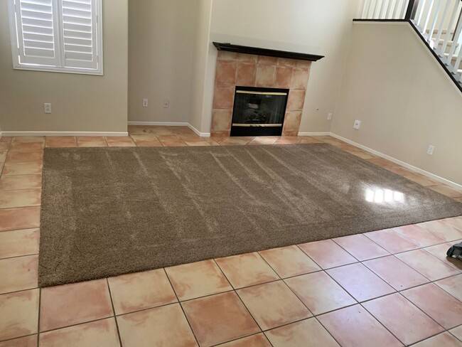 Building Photo - Rolling Hills Ranch! Spacious 4 Bedroom 2....