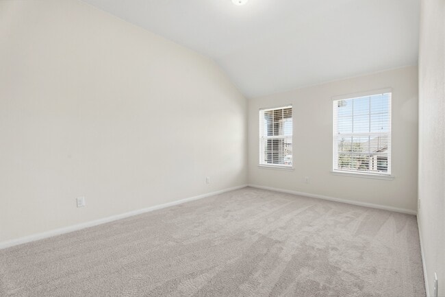 Building Photo - 2202 Lago Canyon Ct