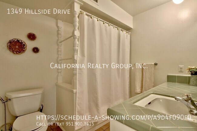 Building Photo - 1349 Hillside Dr