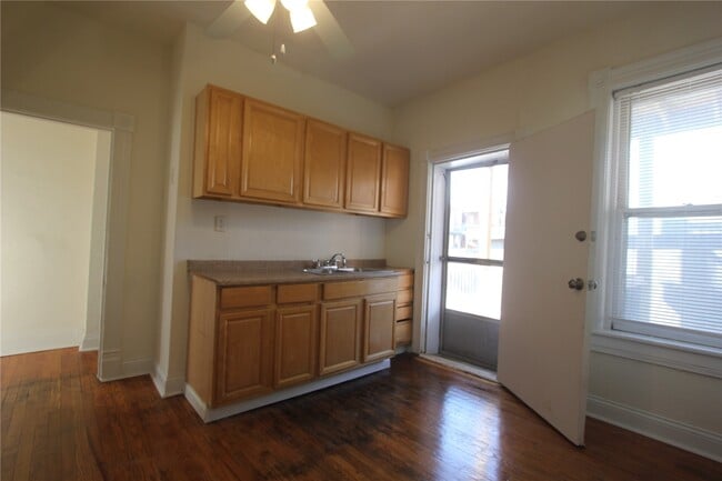 Building Photo - 3111a Arkansas Ave