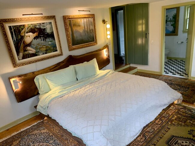 Building Photo - 1357 Canal Rd