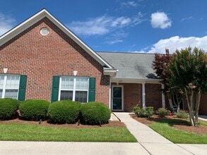 Building Photo - 1032 Bridgeport Way
