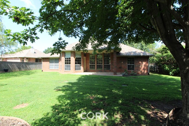 Building Photo - 2808 Stonebrook Rd