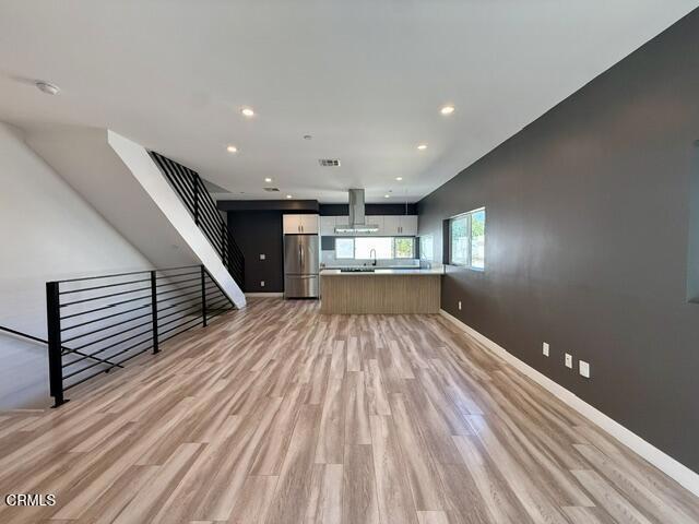 Building Photo - 5628 Auckland Ave