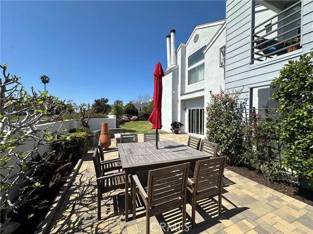 Building Photo - 24482 Lantern Hill Dr