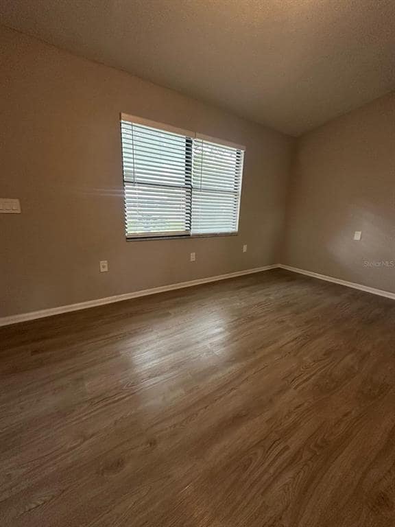 Building Photo - 147 Almond Rd