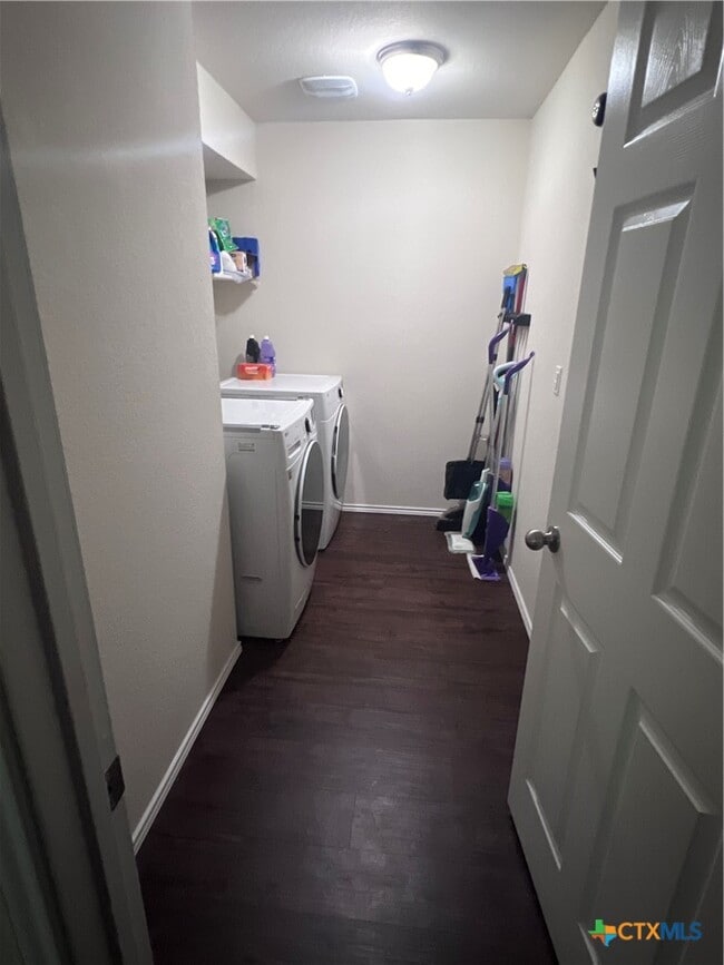 Building Photo - 2356 Pintail Loop