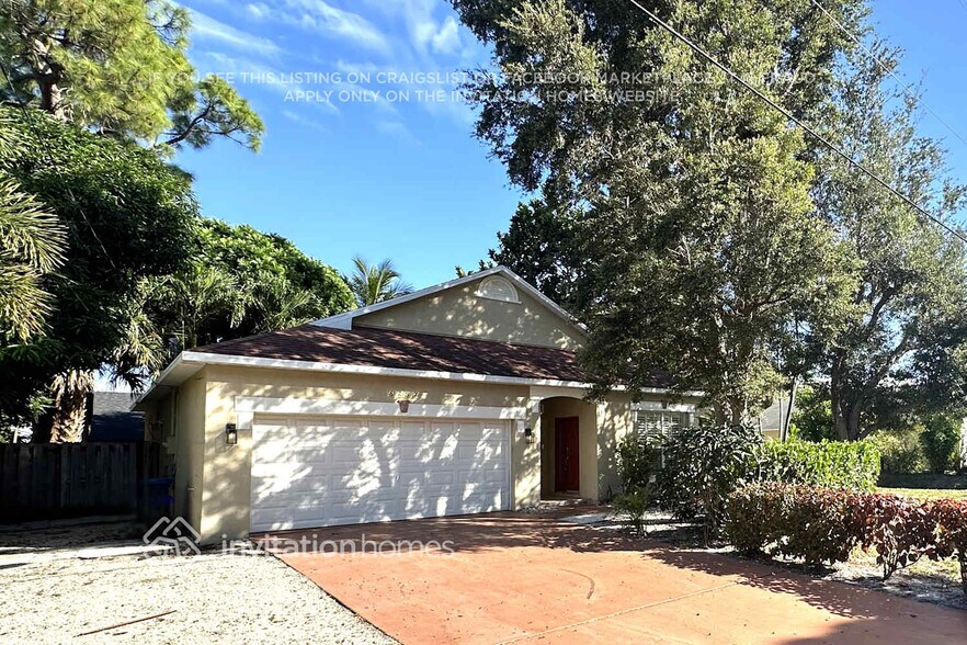 Primary Photo - 6297 Lauderdale St