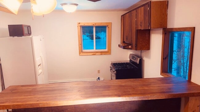 Building Photo - 1601 N Basie Point Cir