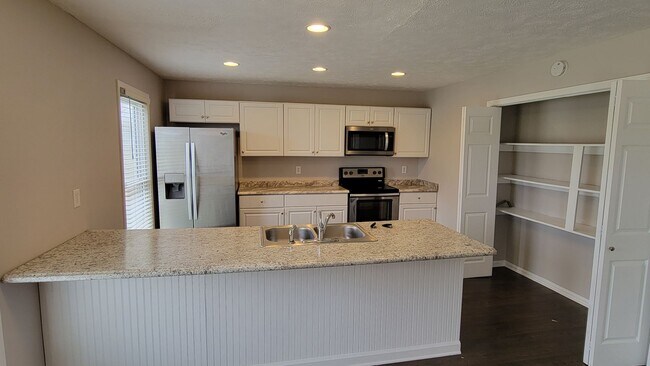 Building Photo - Northmeade Woods Subdivision